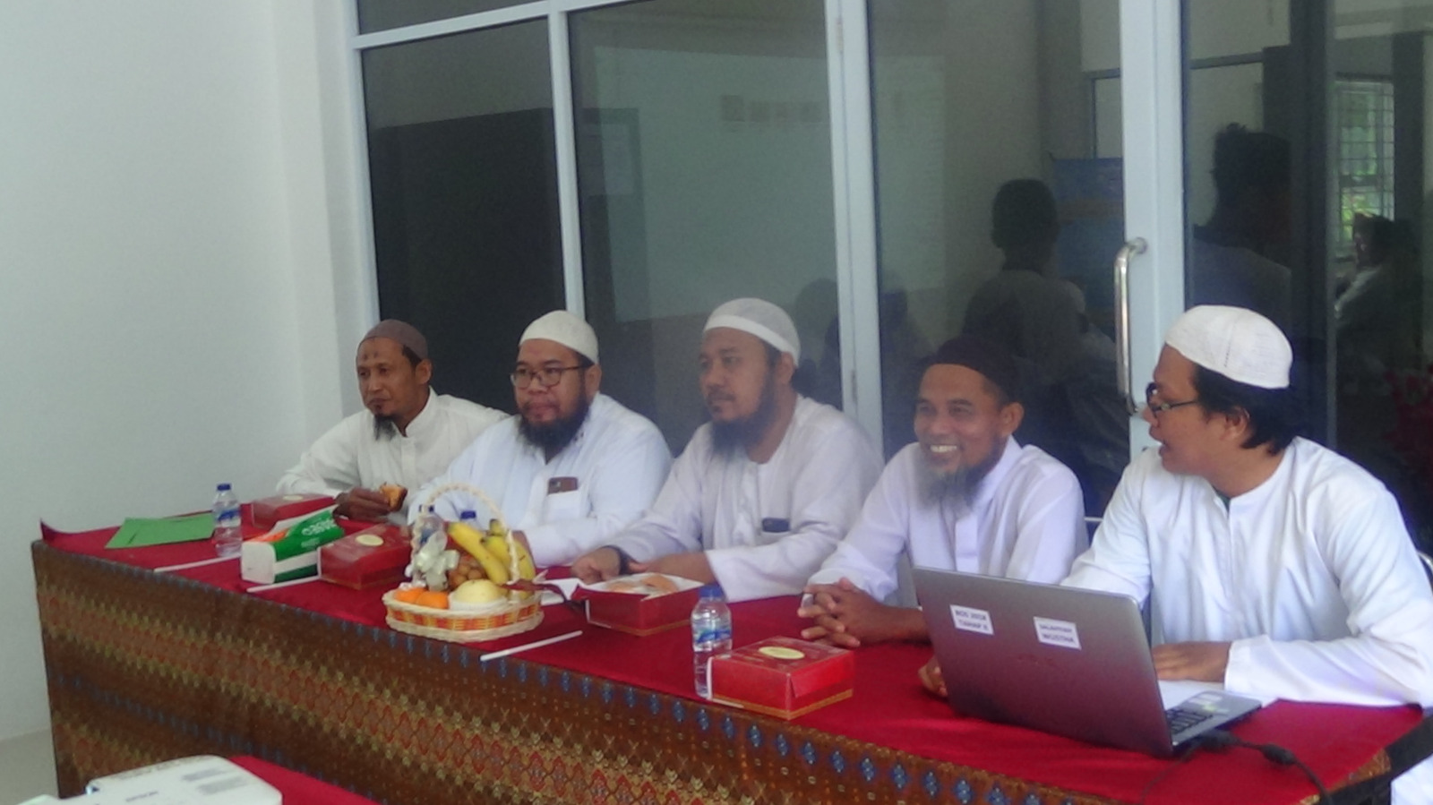 Tenaga Pengajar